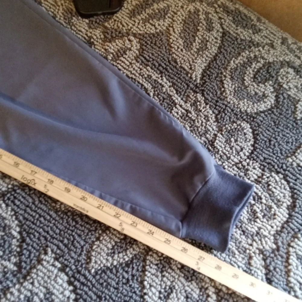 Figs Blue Jogger Sweatpants with Elastic Cuffs and Tapered Fit Tansen Mens L/s